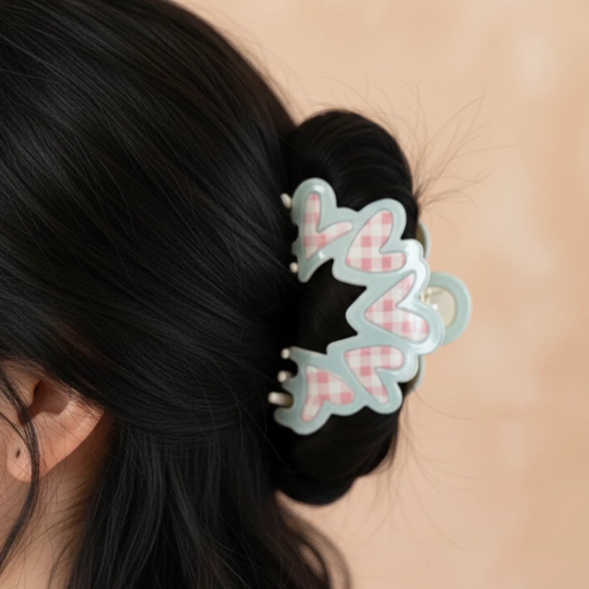 Gingham Hearts With Blue Lining Claw Clip