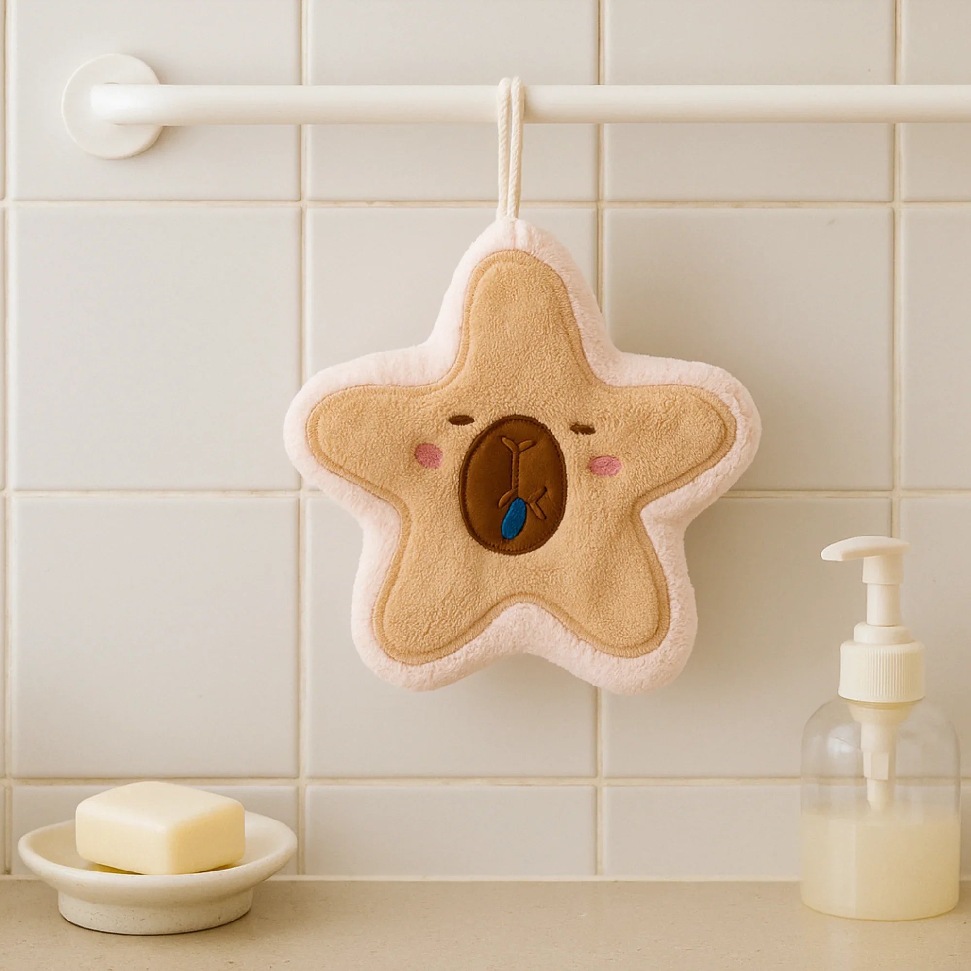 Star Capybara Shaped Hand Towel Pink