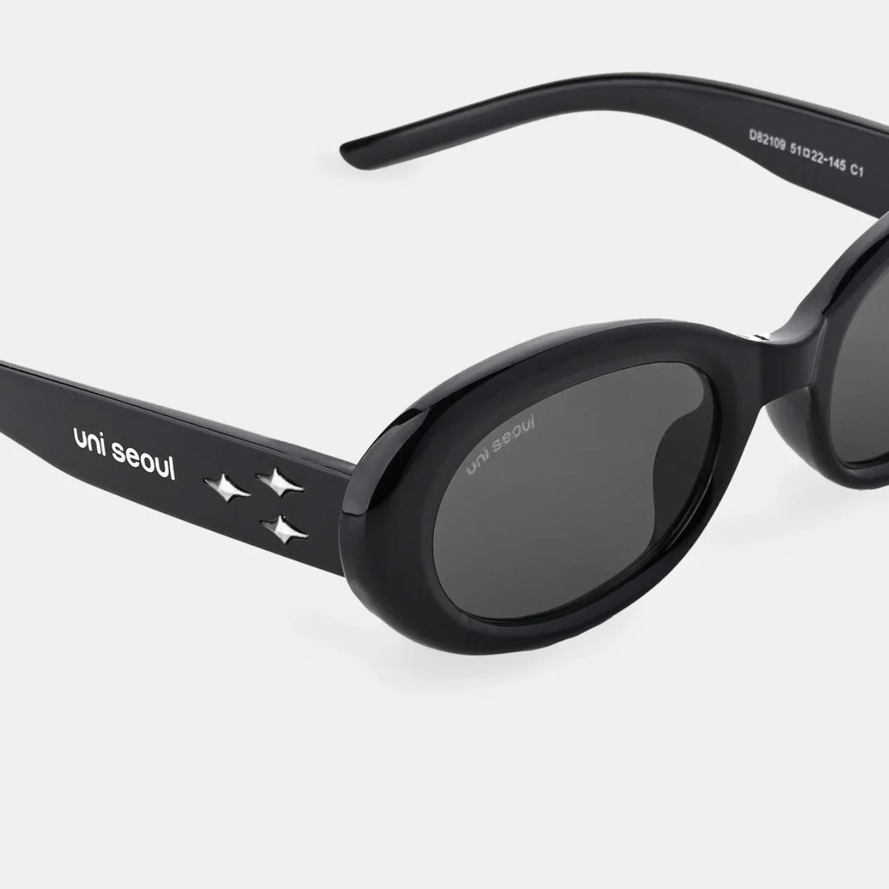 Classic Oval Sunglasses