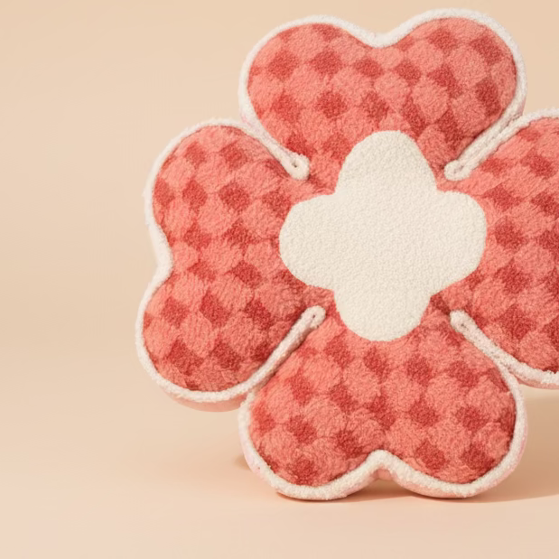 Clover Dream Pillow Pink