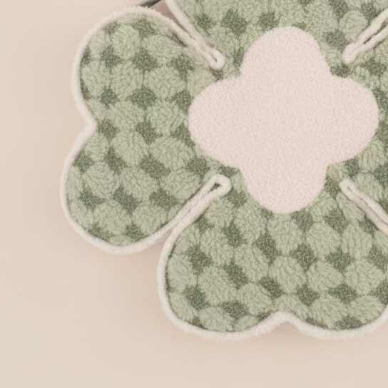Clover Dream Pillow Green