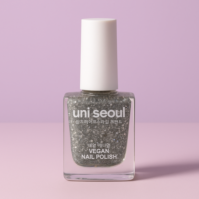Dripping in Diamonds Nail Enamel