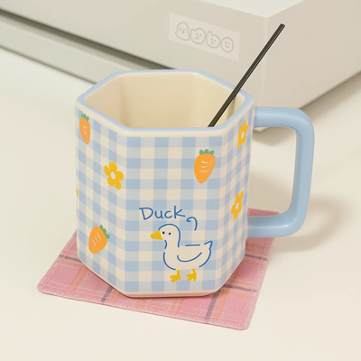 Checkered Ceramic Mug with Spoon Blue
