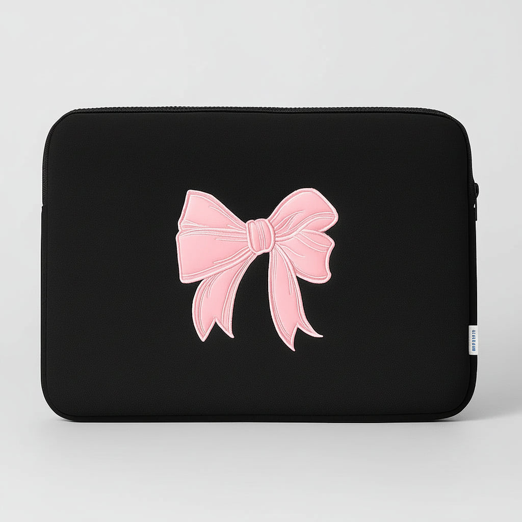 Bow laptop sleeve