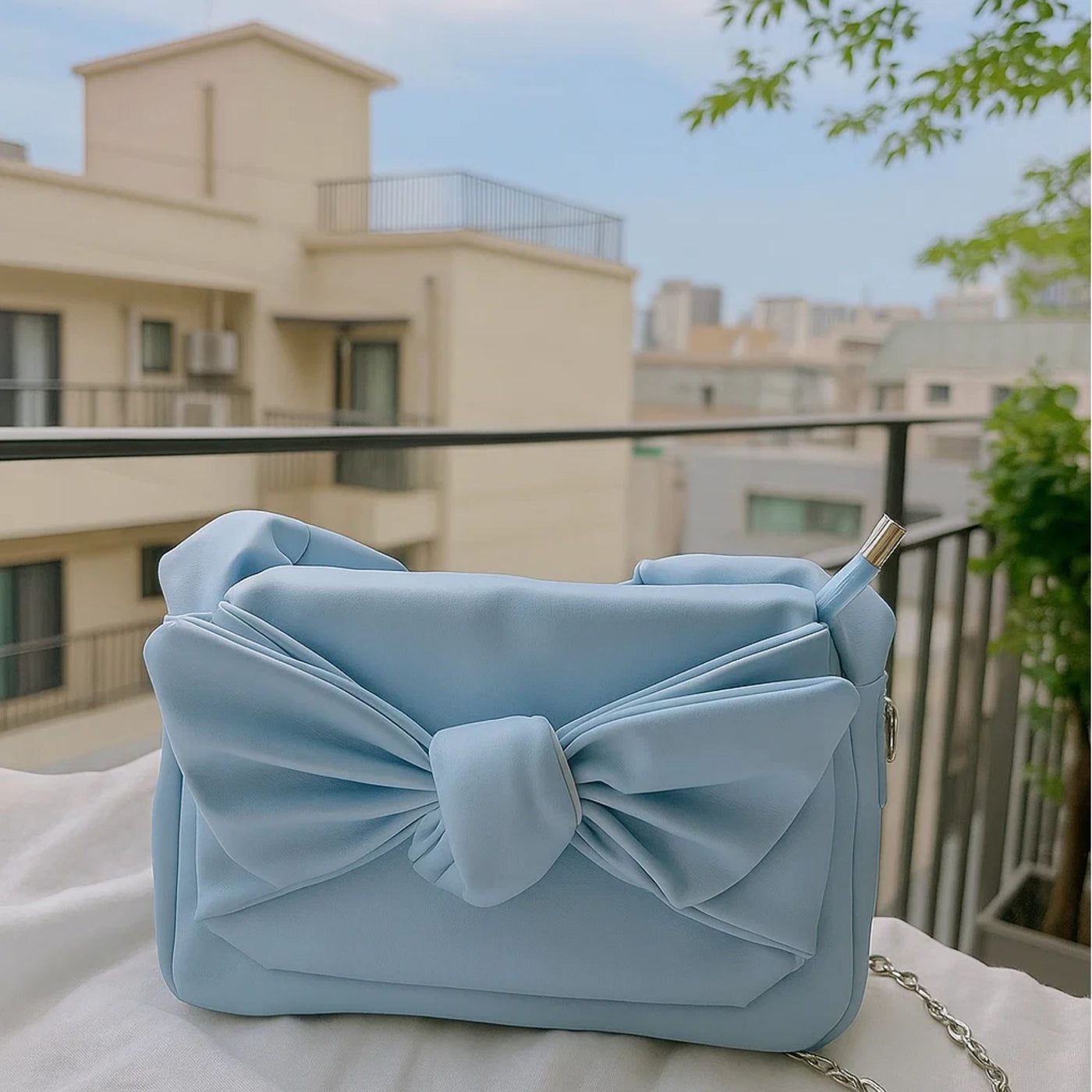 Knot Bow Sling Bag