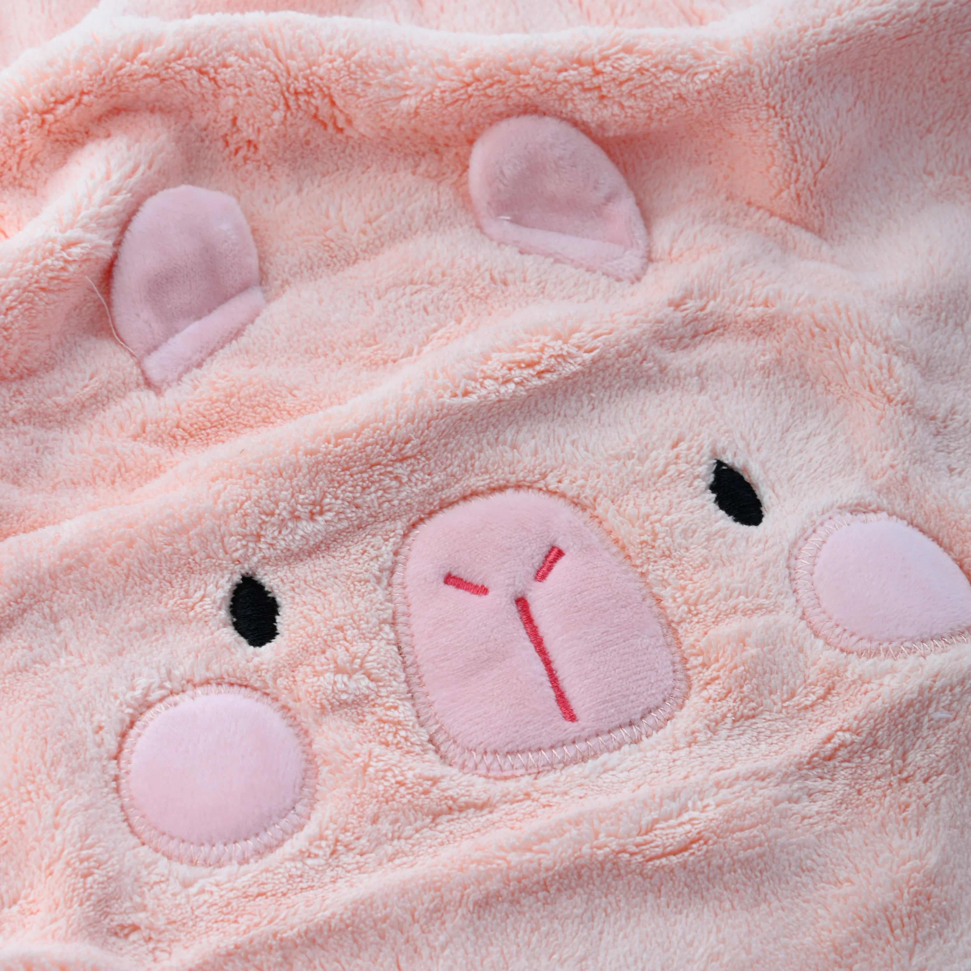 Cozy Bear Hand Towel Pink