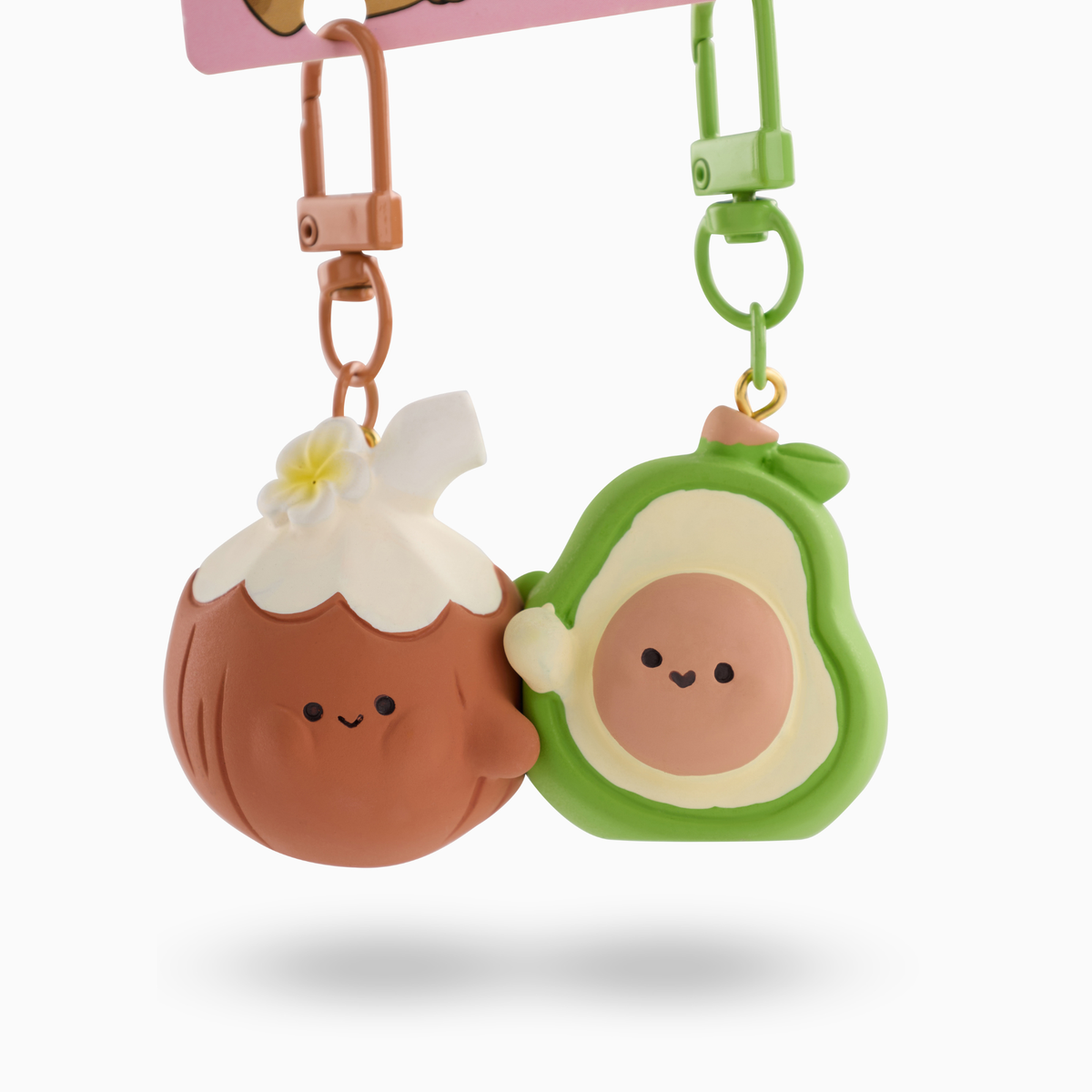 Coco Cuddle Bee Resin Keying