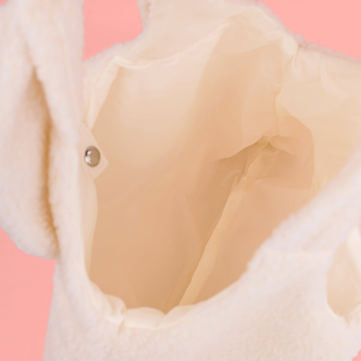 Cottontail Fur Tote Bag - Cream